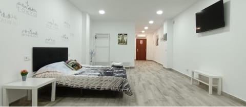 TV and multimedia, Photo of the whole room