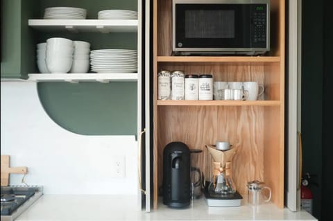 Coffee/tea facilities, Kitchen or kitchenette, minibar