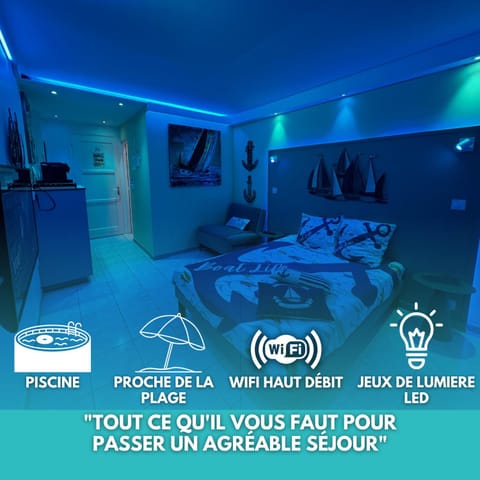 TV and multimedia, Photo of the whole room, Bedroom, Text overlay