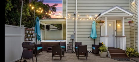 Patio, Seating area, Garden view