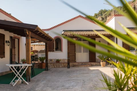 Patio, Balcony/Terrace