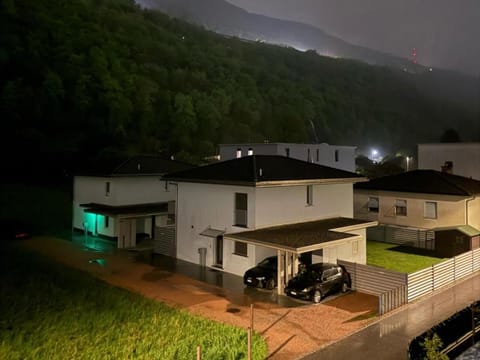 33 Self Check-in 24h Bed and Breakfast in Canton of Ticino