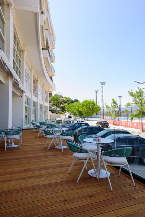 View (from property/room), Balcony/Terrace, Lounge or bar