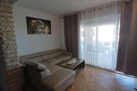 Apartmani Srdarović 3 Apartment in Šibenik-Knin County, Croatia
