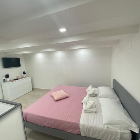 TV and multimedia, Bedroom