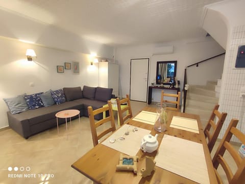 Andrew's sunset view apartment Apartment in Euboea