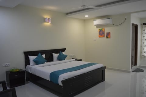 Bed, Photo of the whole room