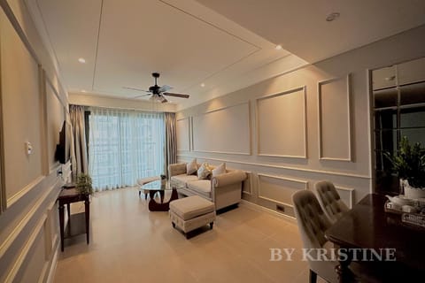 Living room, Photo of the whole room, Seating area