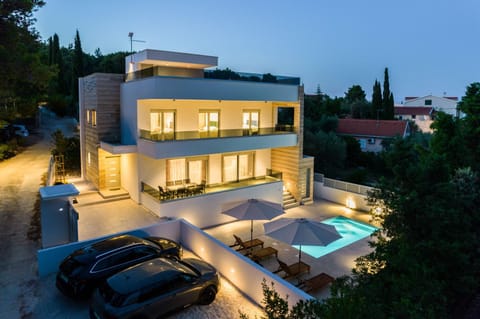 Property building, Night