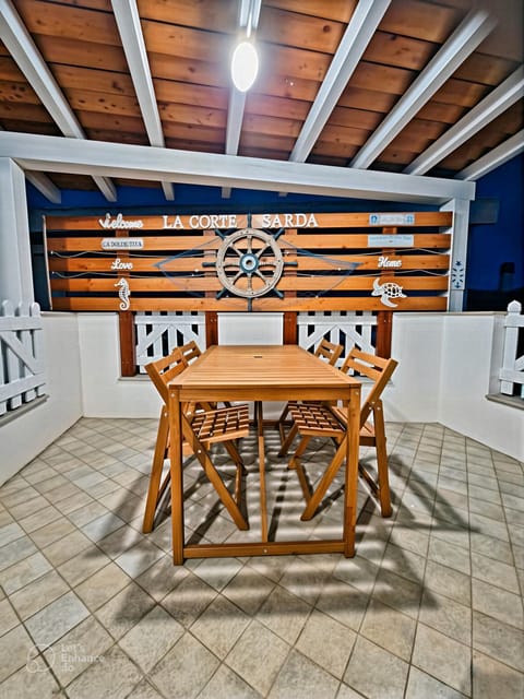 Balcony/Terrace, Dining area