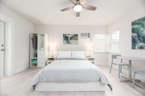 Ocean Flats 4 - Lauderdale-by-the-Sea Apartment in Lauderdale-by-the-Sea