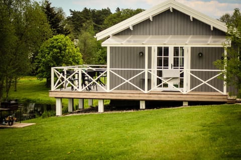 Property building, Facade/entrance, Natural landscape