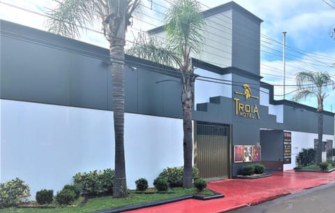 Property building, Facade/entrance