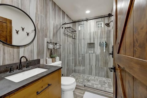 Bathroom, Bath
