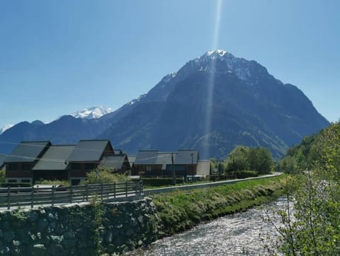 Le Pic Épeiche - Appartement 2 à 4 couchages avec jardin privé Apartment in Oz