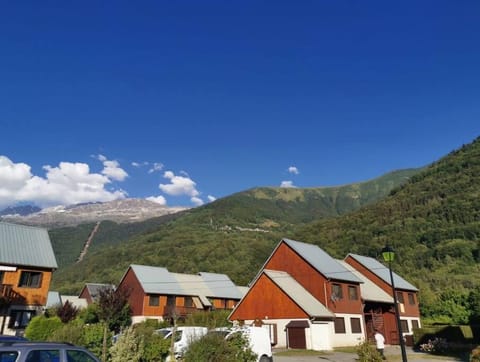 Le Pic Épeiche - Appartement 2 à 4 couchages avec jardin privé Apartment in Oz