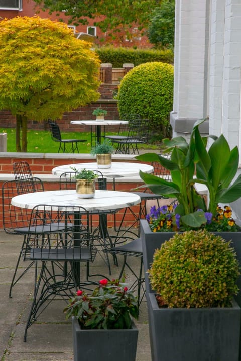 Property building, Patio