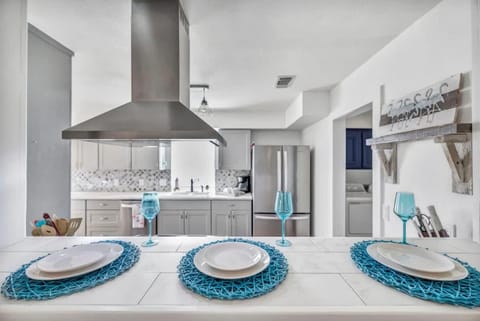 Kitchen or kitchenette, kitchen