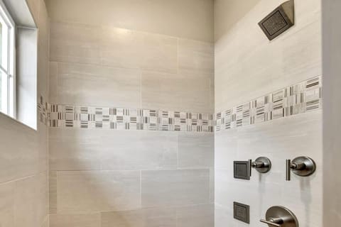 Bathroom, Bath