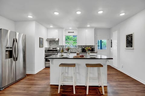 Kitchen or kitchenette, kitchen