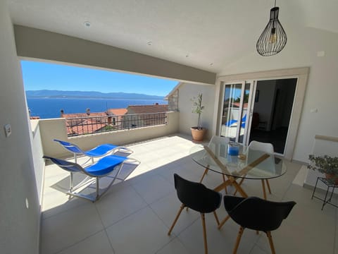Balcony/Terrace, Seating area, Sea view