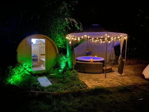 Patio, Night, Natural landscape, Garden, Hot Tub, Garden view