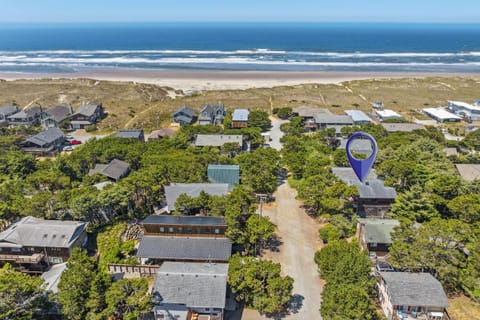 Second Wind MCA#187 House in Manzanita