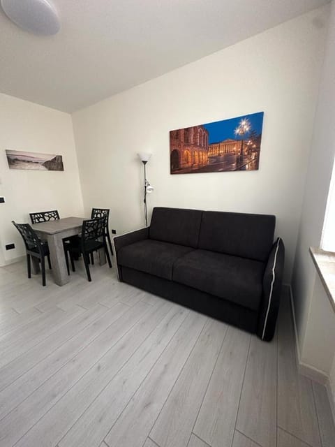 Cavour Apartment Center Bardolino Apartment in Bardolino