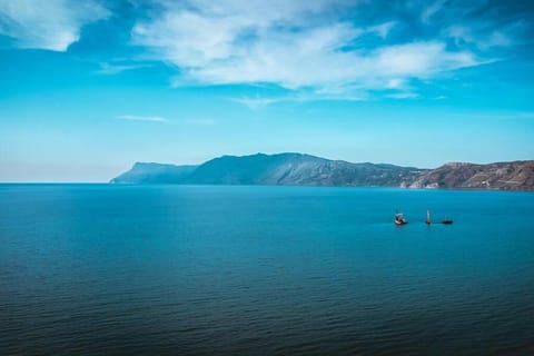 Nearby landmark, Mountain view, Sea view