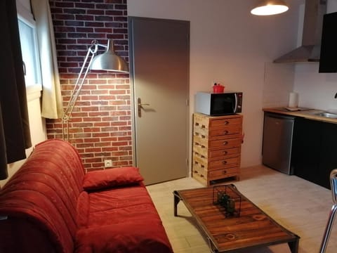 Kitchen or kitchenette, Living room, Photo of the whole room, minibar