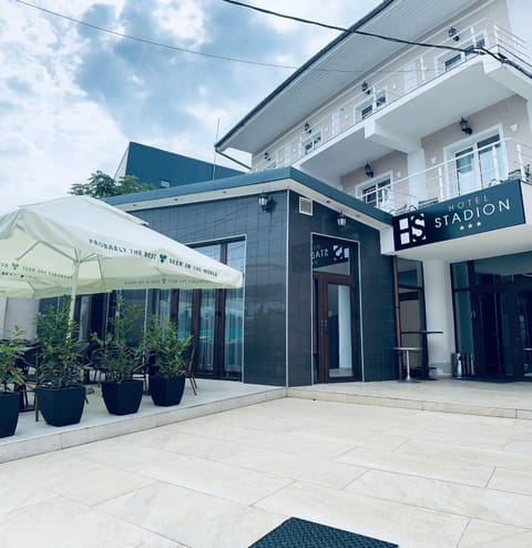 Property building, Facade/entrance