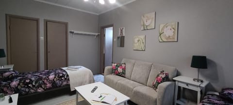 Kortteer vihreä huone Vacation rental in Finland