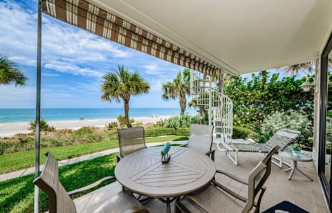 Sonrisa 1 House in Belleair Beach