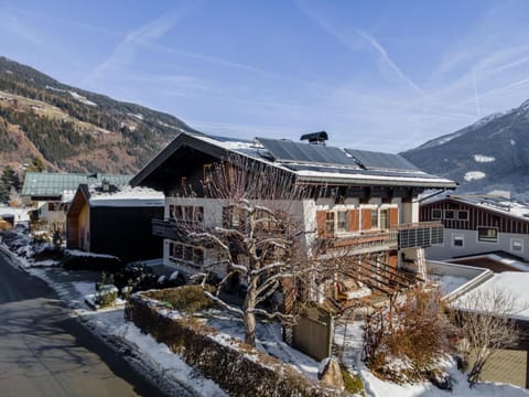 Property building, Winter