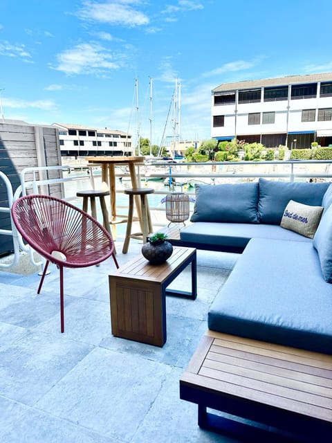 View (from property/room), Balcony/Terrace