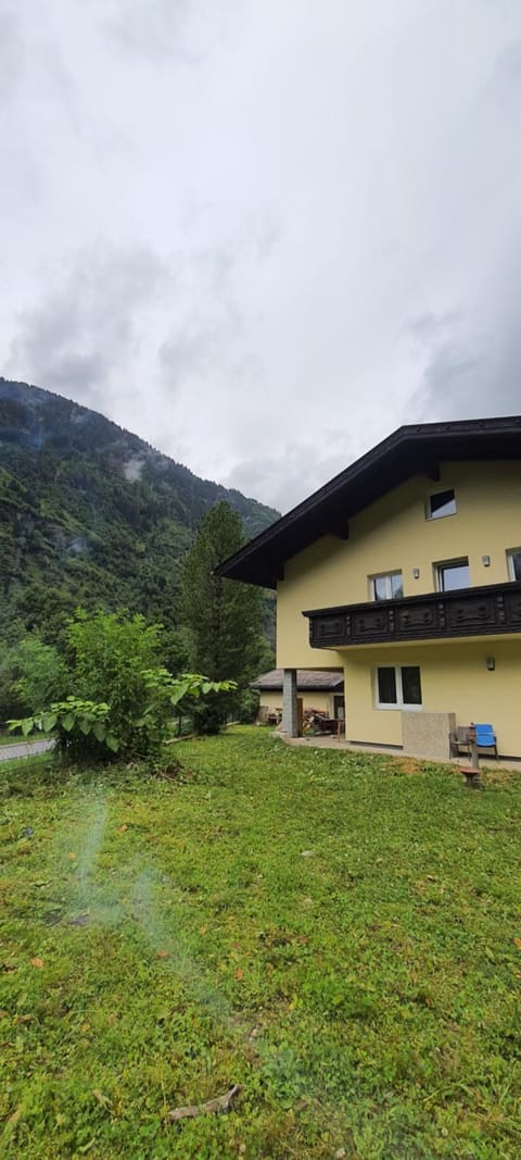 Property building, Natural landscape