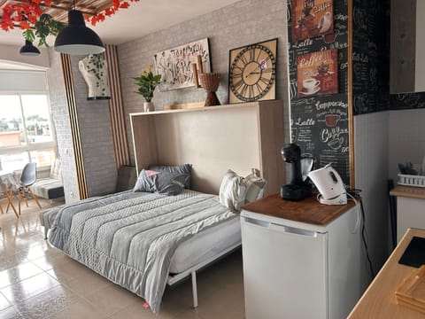 TORREMOLINOS VIEW STUDIO, VISTA MAR Y PISCINA Apartment in Torremolinos