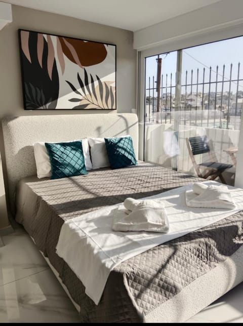 Aiolos new Smyrni view loft suite Apartment in Kallithea