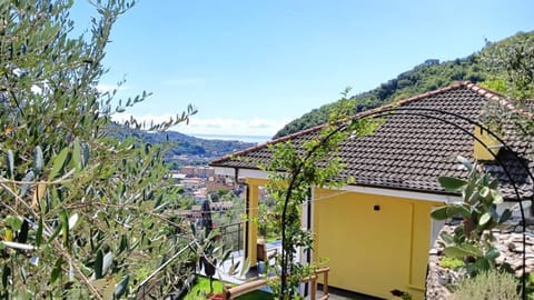 Property building, Spring, Day, Natural landscape, Mountain view