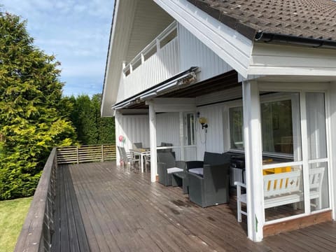 Garden, View (from property/room), Balcony/Terrace