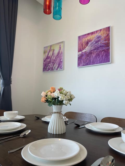 Decorative detail, Dining area