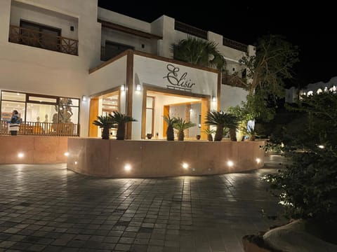 Property building, Night, Lobby or reception