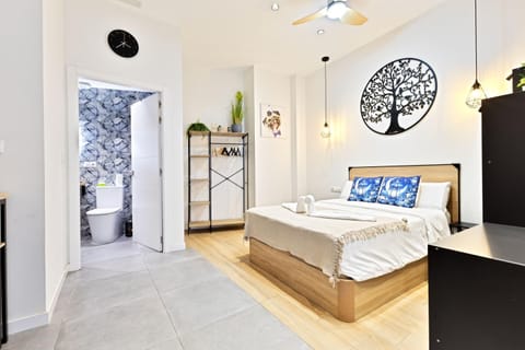 Bed, Bedroom