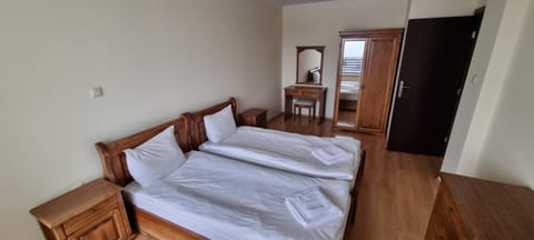 Bed, Photo of the whole room, Bedroom, towels, wardrobe