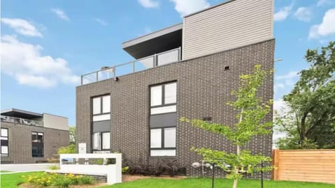 Property building, Garden view