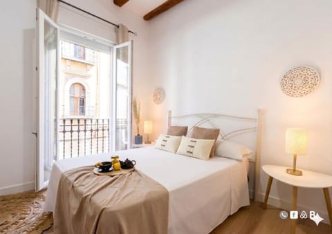 Bed, Balcony/Terrace, Photo of the whole room, Bedroom, wardrobe, air conditioner