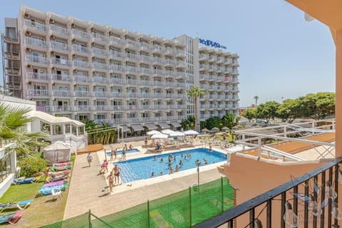 Pool view, Swimming pool, Swimming pool, sunbed