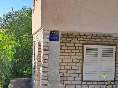 Kuća za odmor "Dida Pere" House in Šibenik-Knin County, Croatia