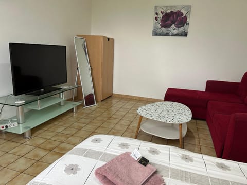 Chambre Vacation rental in Bourgogne-Franche-Comté