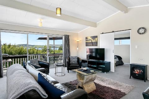 TV and multimedia, View (from property/room), Balcony/Terrace, Living room, Evening entertainment